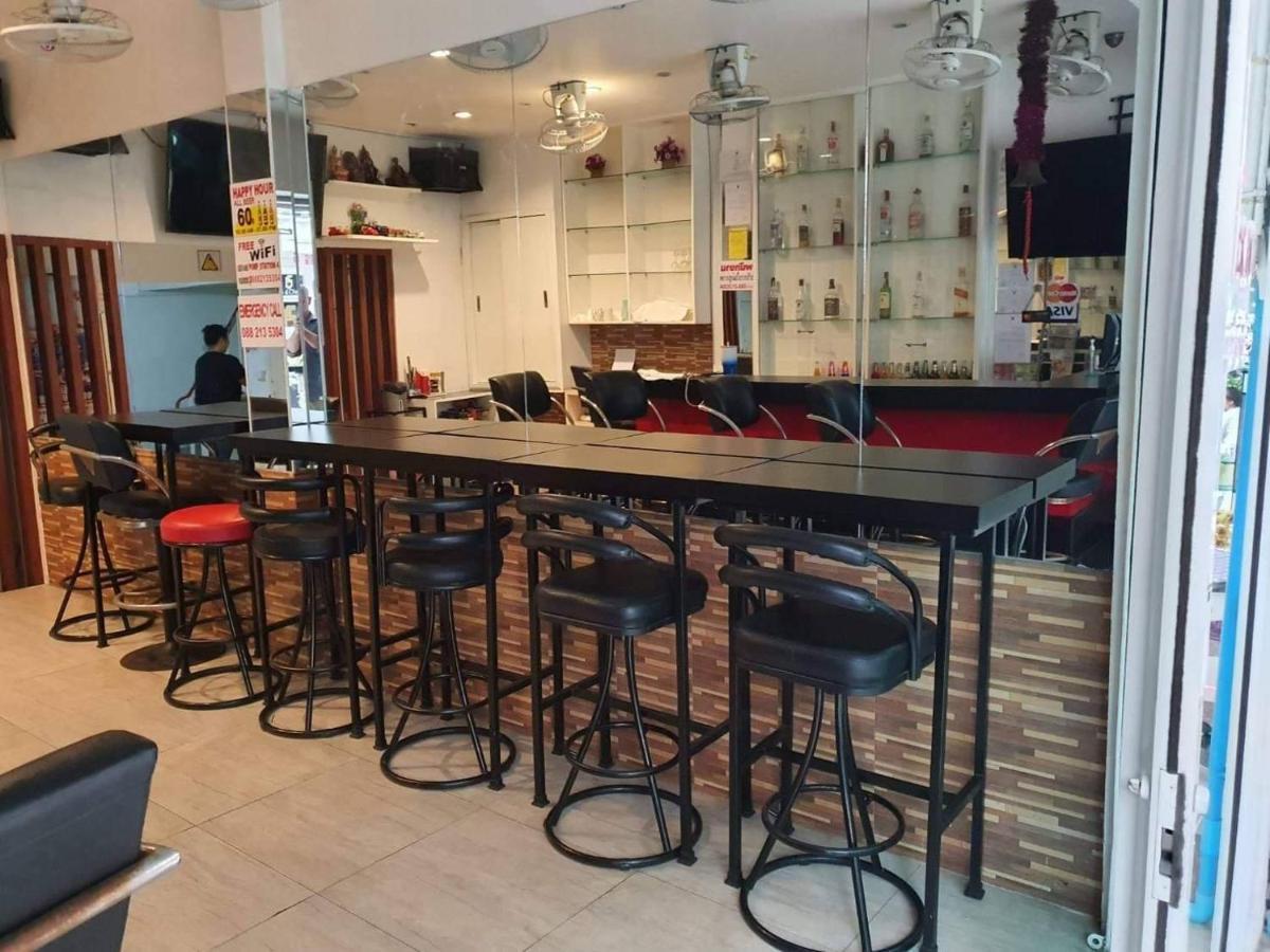 Big Moose Pattaya Ξενοδοχείο Εξωτερικό φωτογραφία